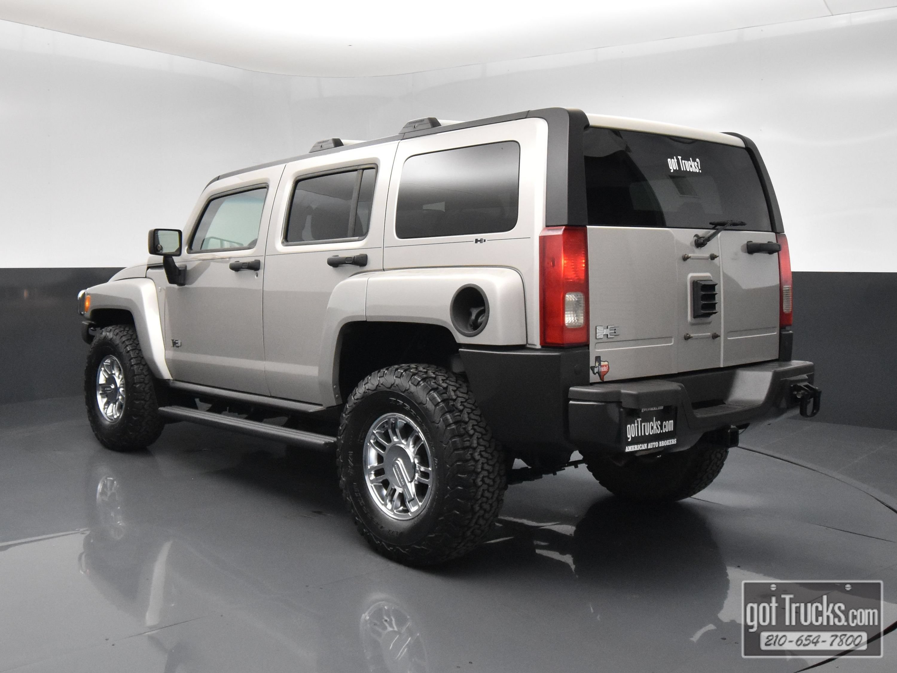 Used 2007 HUMMER H3 AWD/4WD image 5
