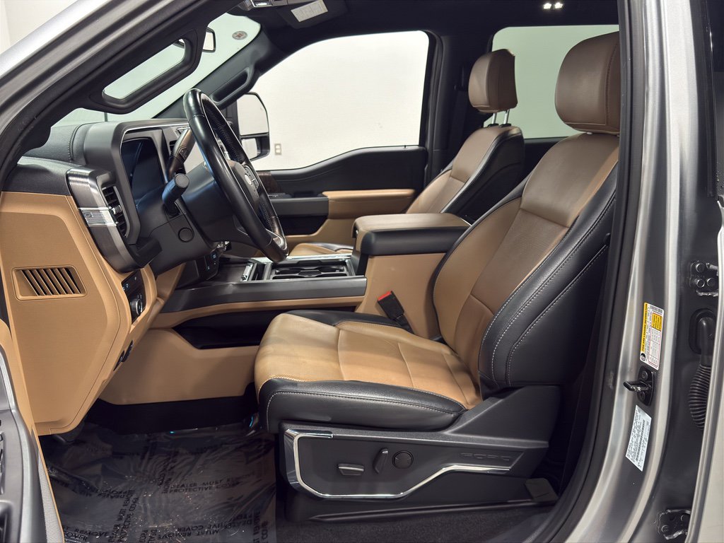 Used 2024 Ford F350 Lariat w/ Sport Appearance Package image 11