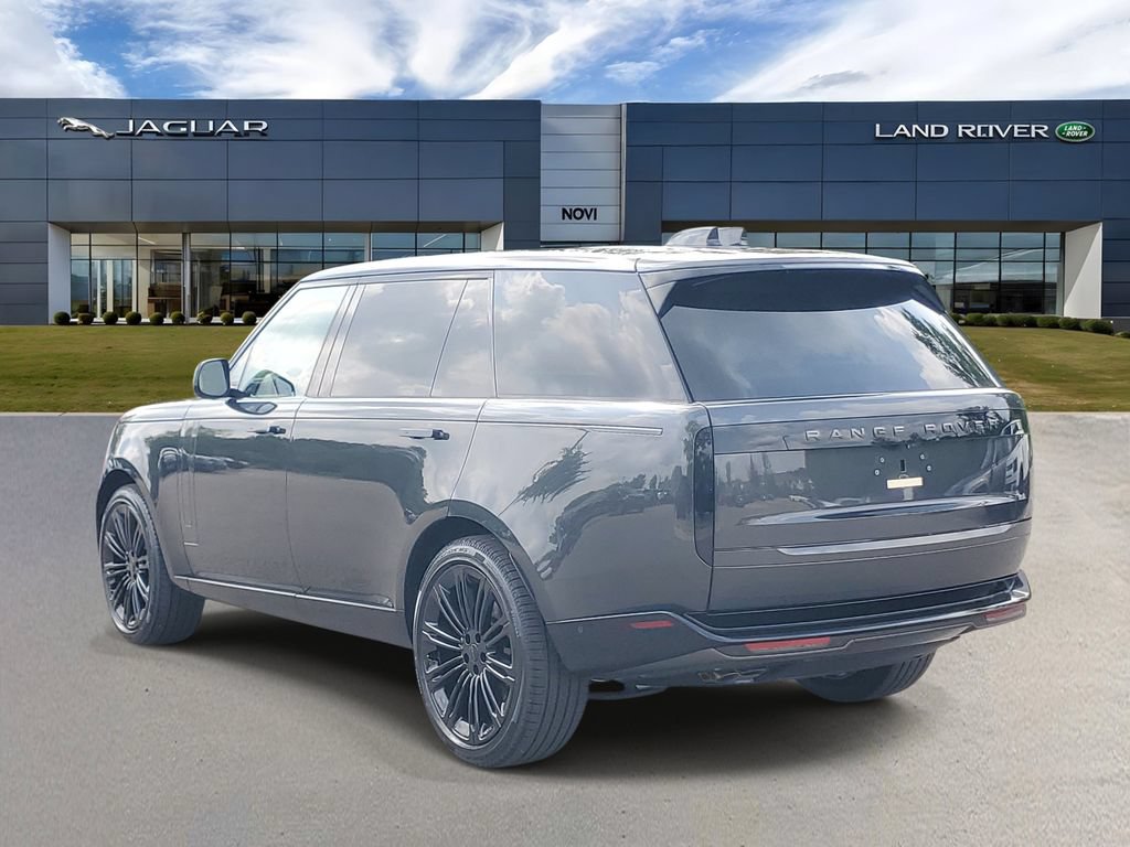 New 2026 Land Rover Range Rover Long Wheelbase SE AWD/4WD image 4
