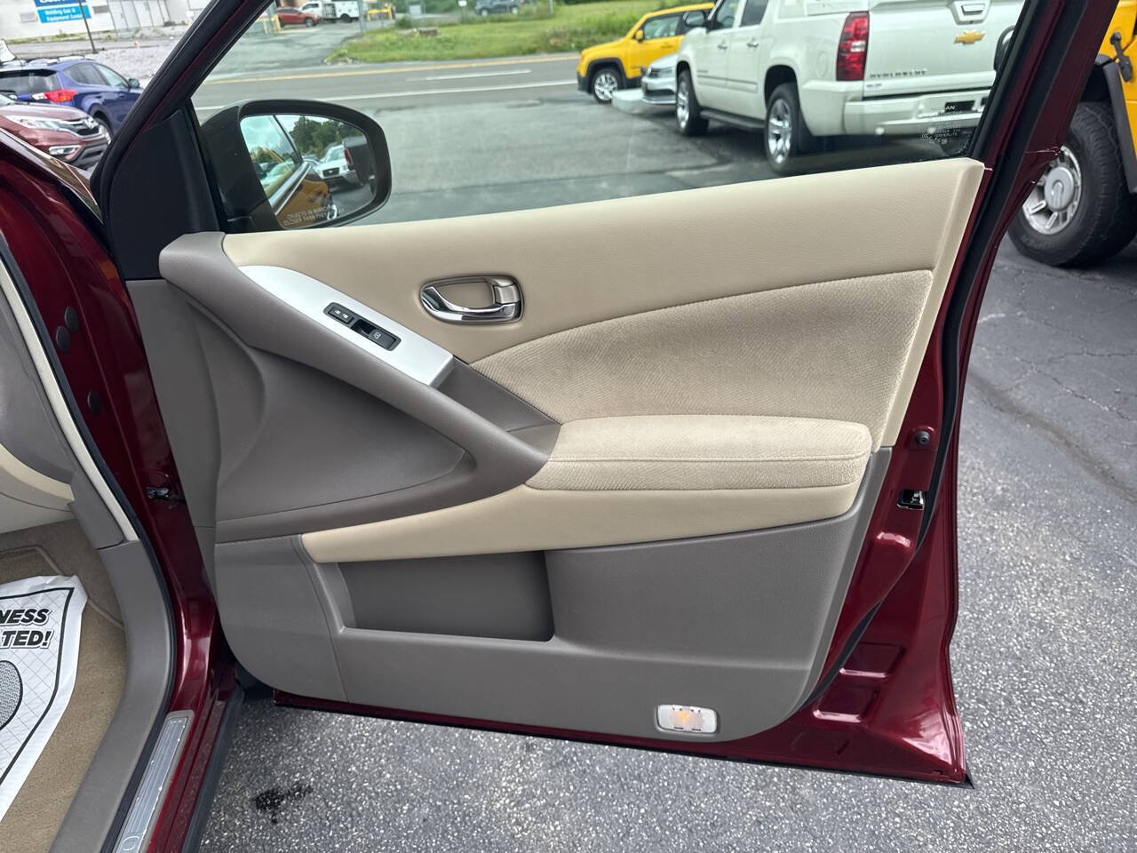 Used 2012 Nissan Murano SV AWD/4WD image 24