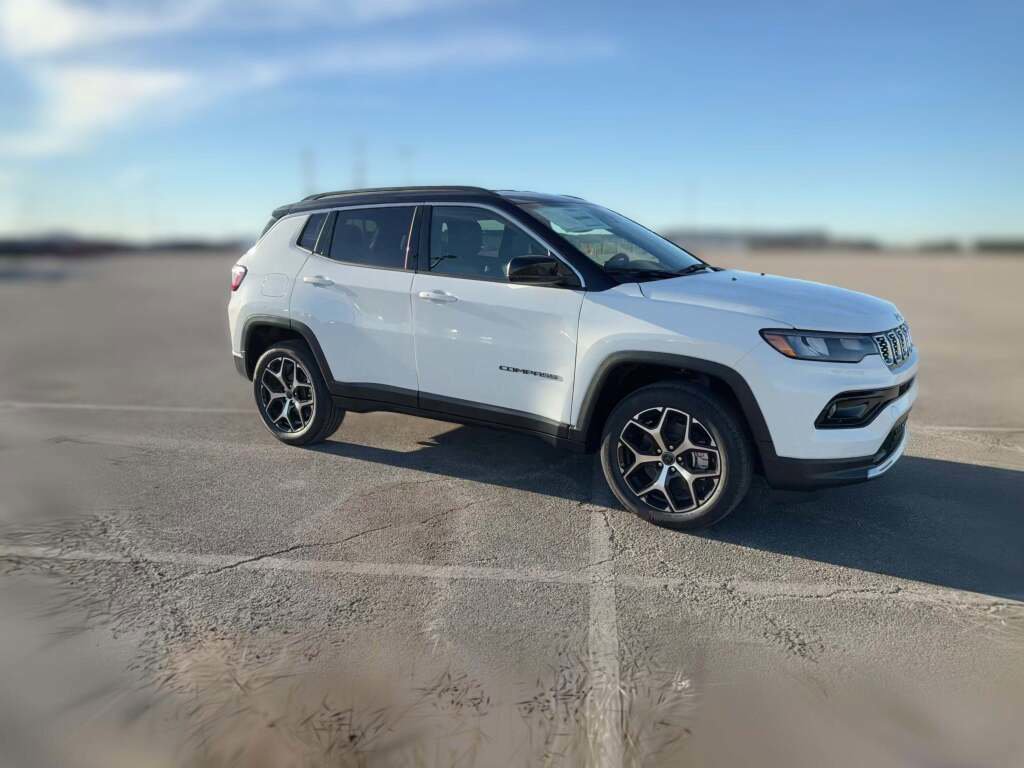 New 2026 Jeep Compass Limited image 15
