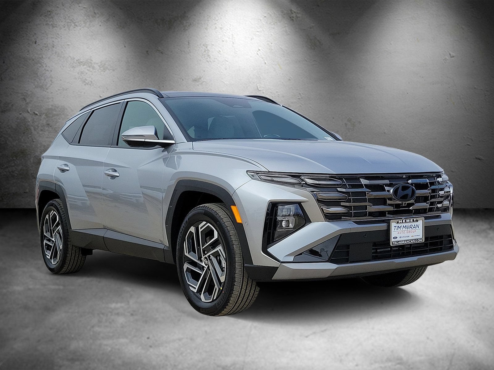 New 2026 Hyundai Tucson Limited AWD/4WD image 2