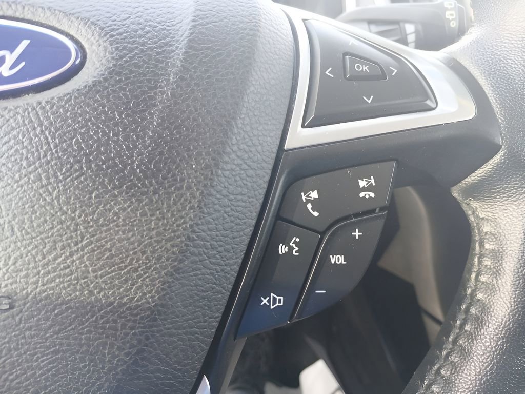 Used 2017 Ford Edge SEL w/ Equipment Group 201A AWD/4WD image 20