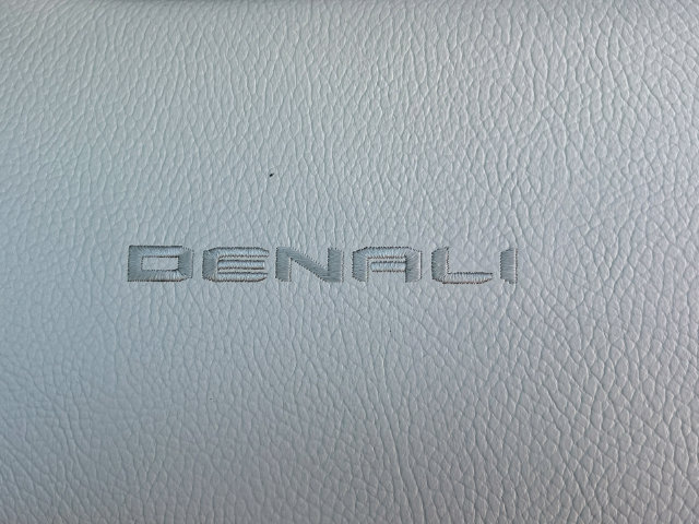 Used 2024 GMC Yukon Denali AWD/4WD image 17