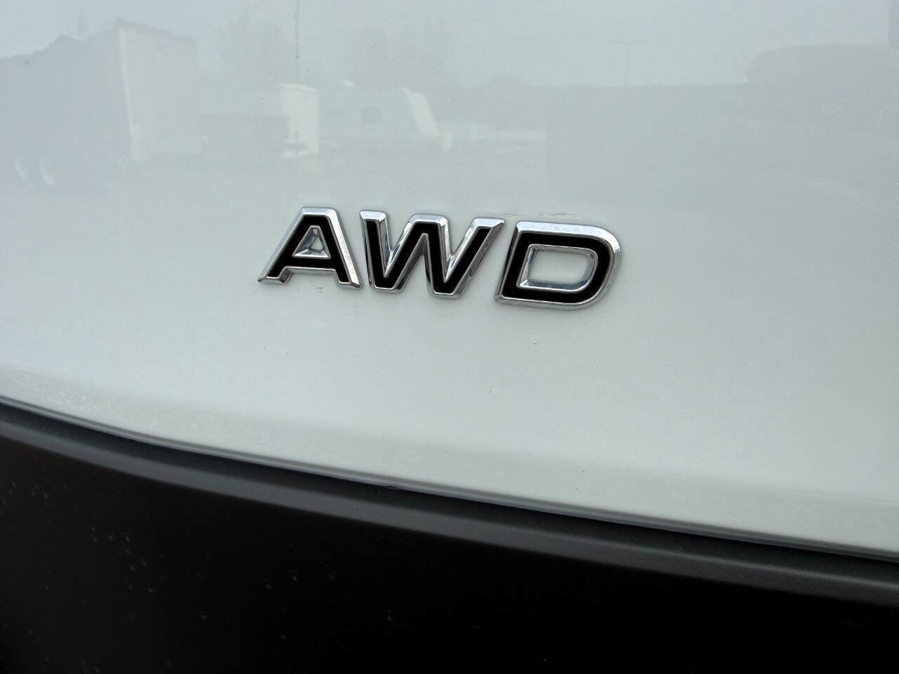 Used 2023 Ford Transit 350 XLT image 10