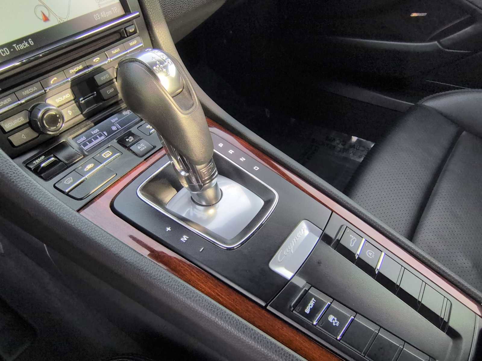 Used 2016 Porsche Cayman image 27