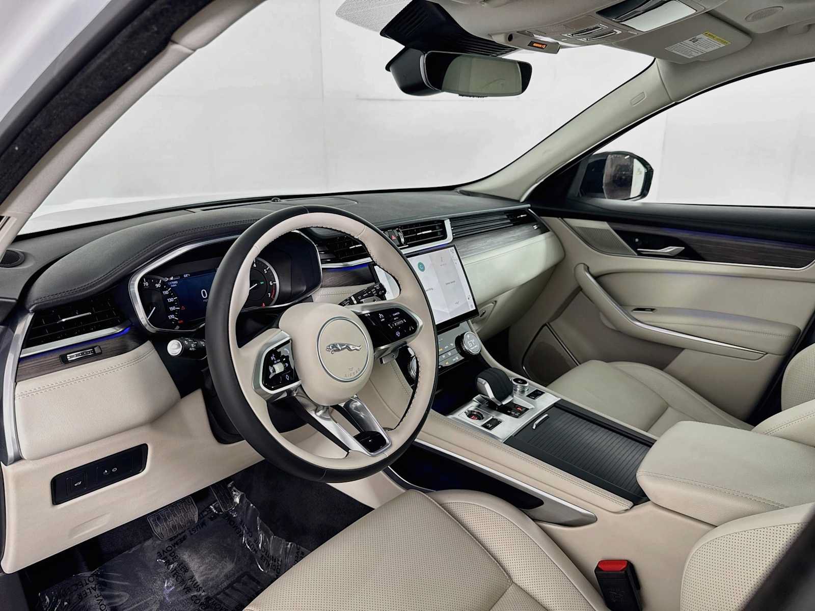 Used 2023 Jaguar F-PACE S AWD/4WD image 9