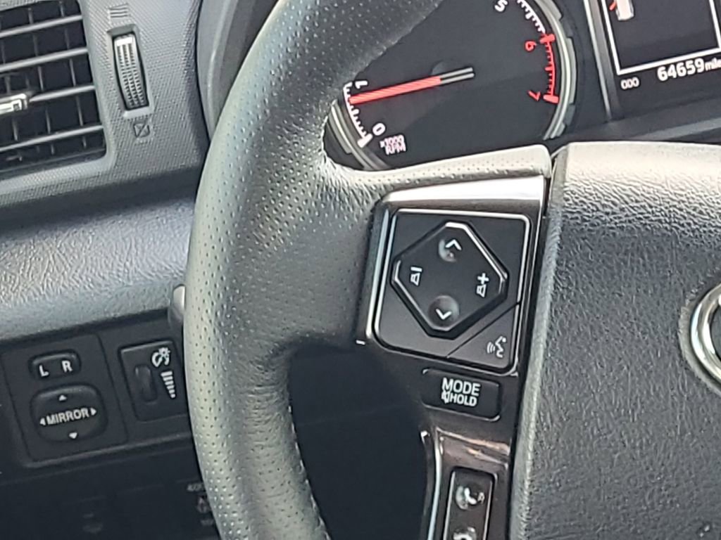 Used 2020 Toyota 4Runner TRD Off-Road image 21