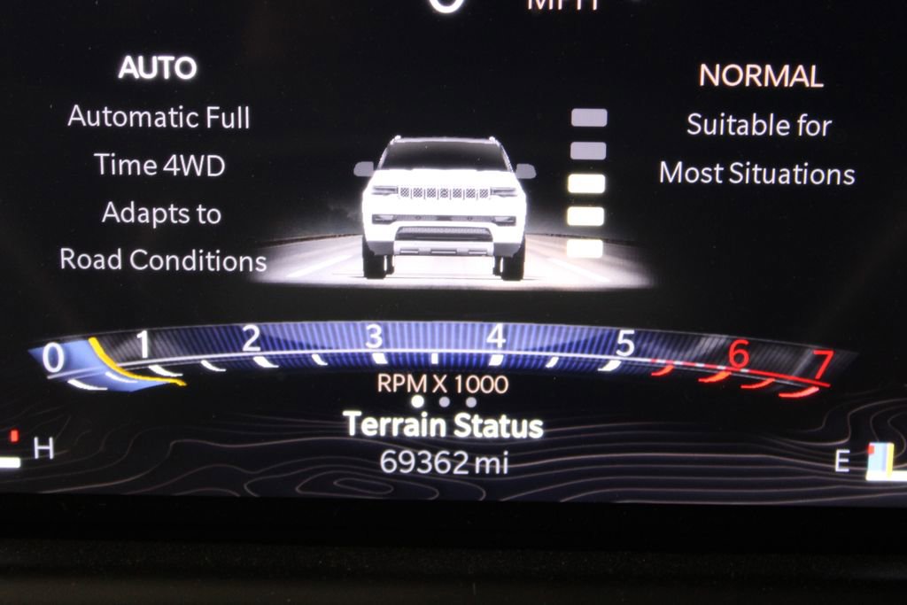 Used 2024 Jeep Wagoneer Series III AWD/4WD image 43