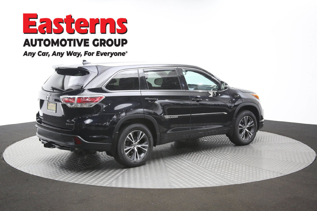 Used 2016 Toyota Highlander XLE AWD/4WD image 42