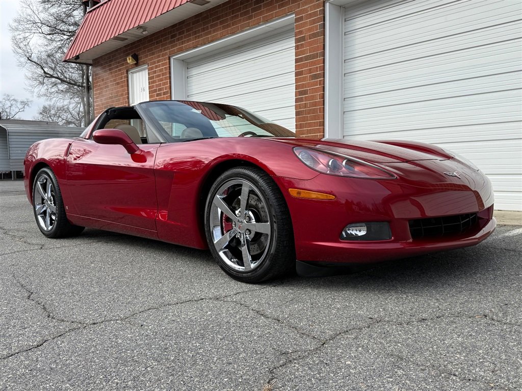 Used 2009 Chevrolet Corvette Coupe w/ Preferred Equipment Group image 33