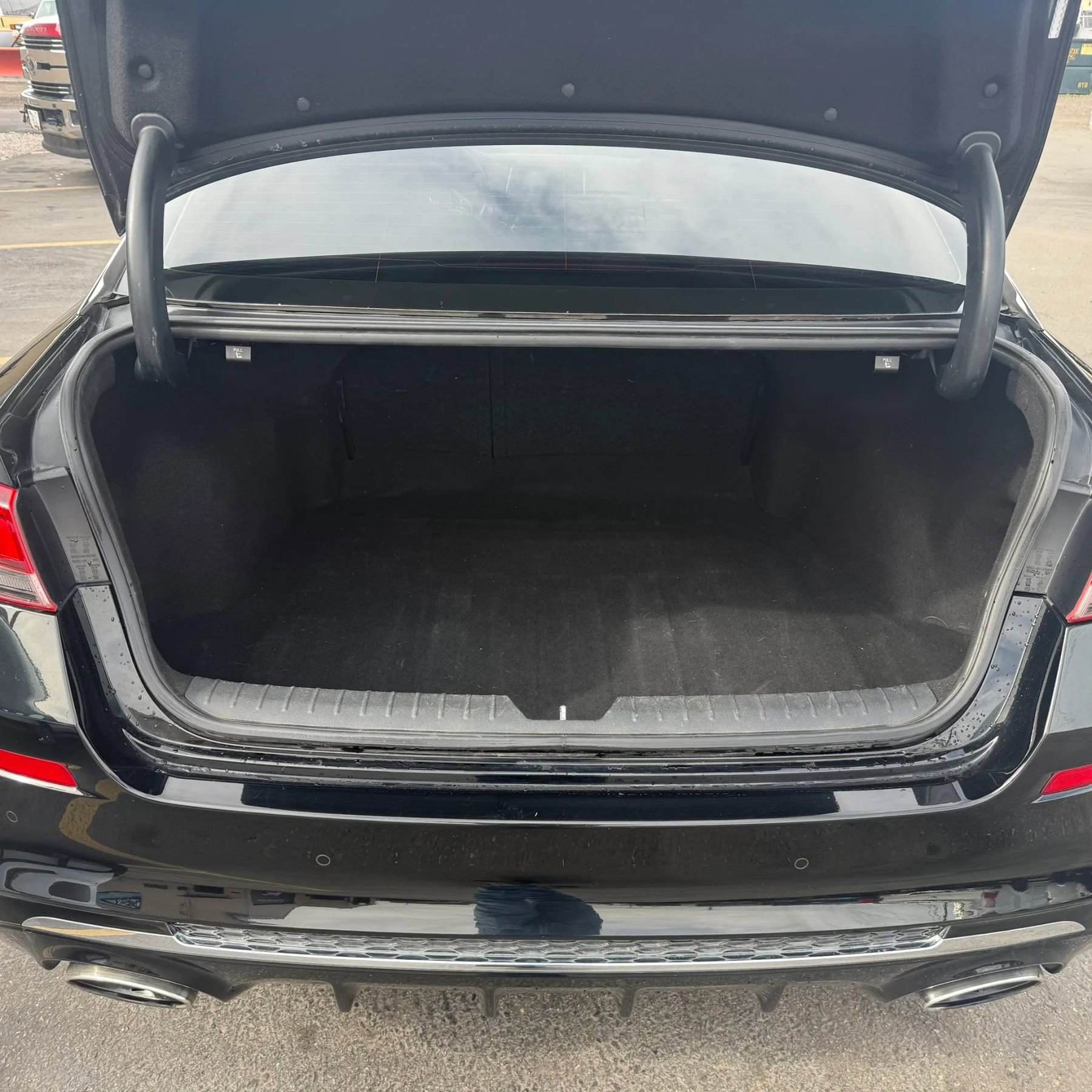 Used 2020 Kia Optima Premium FWD image 13