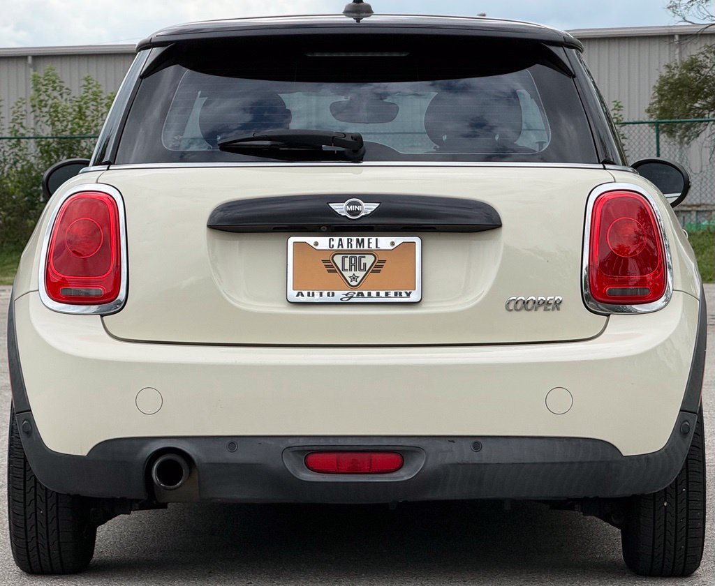Used 2018 MINI Cooper 2-Door Hardtop FWD image 4