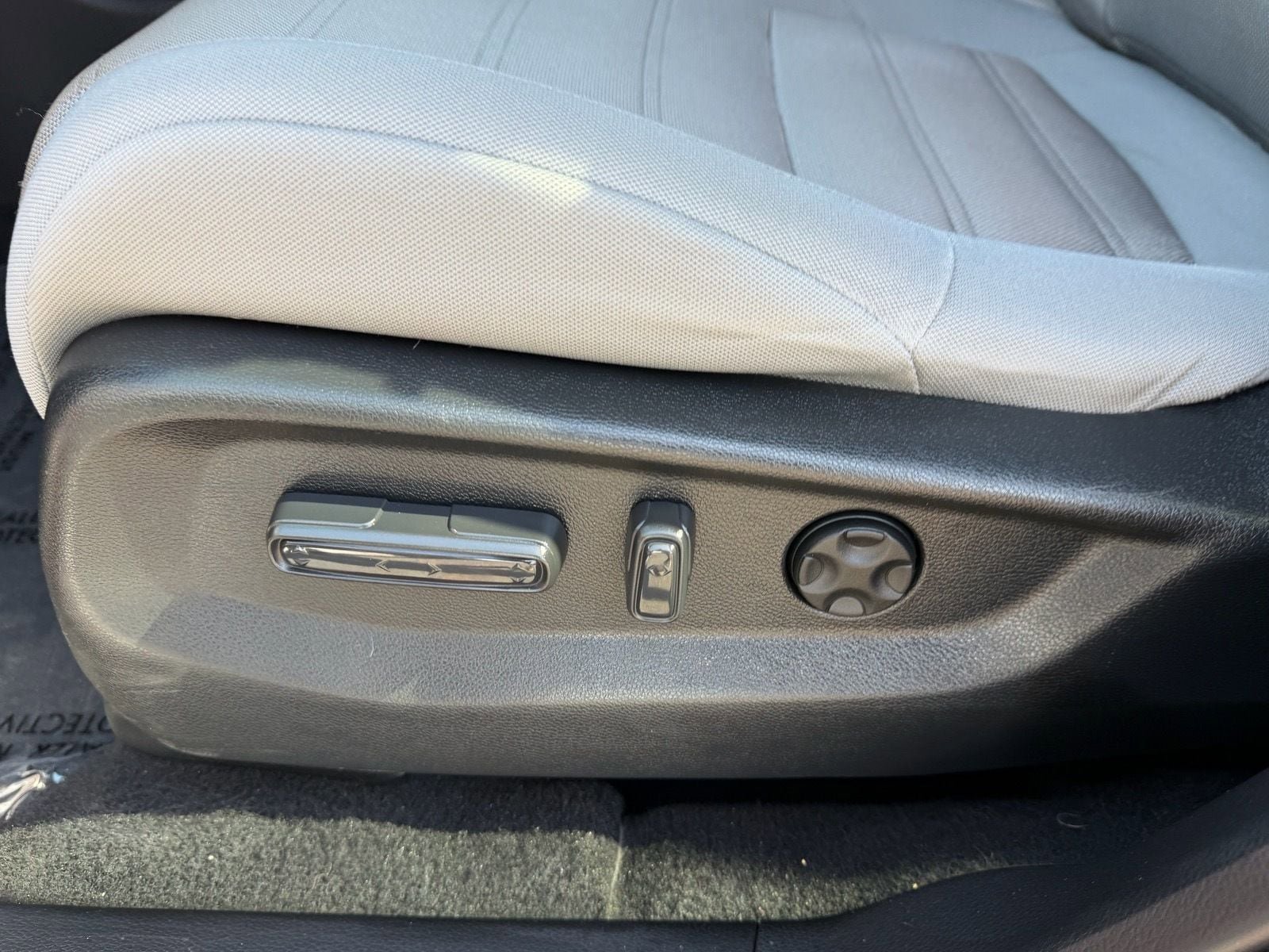Used 2018 Honda CR-V EX image 24