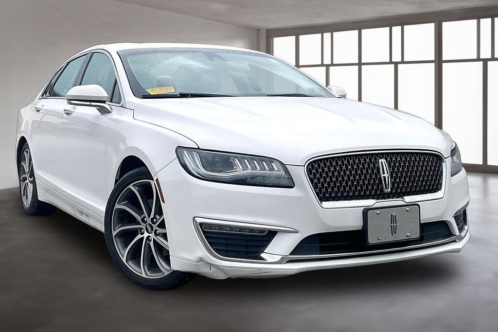 Used 2019 Lincoln MKZ Reserve w/ Reserve Plus Package FWD image 3