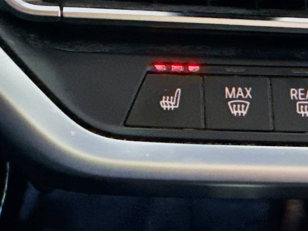 Used 2022 BMW X3 xDrive30i w/ M Sport Package 2 image 12