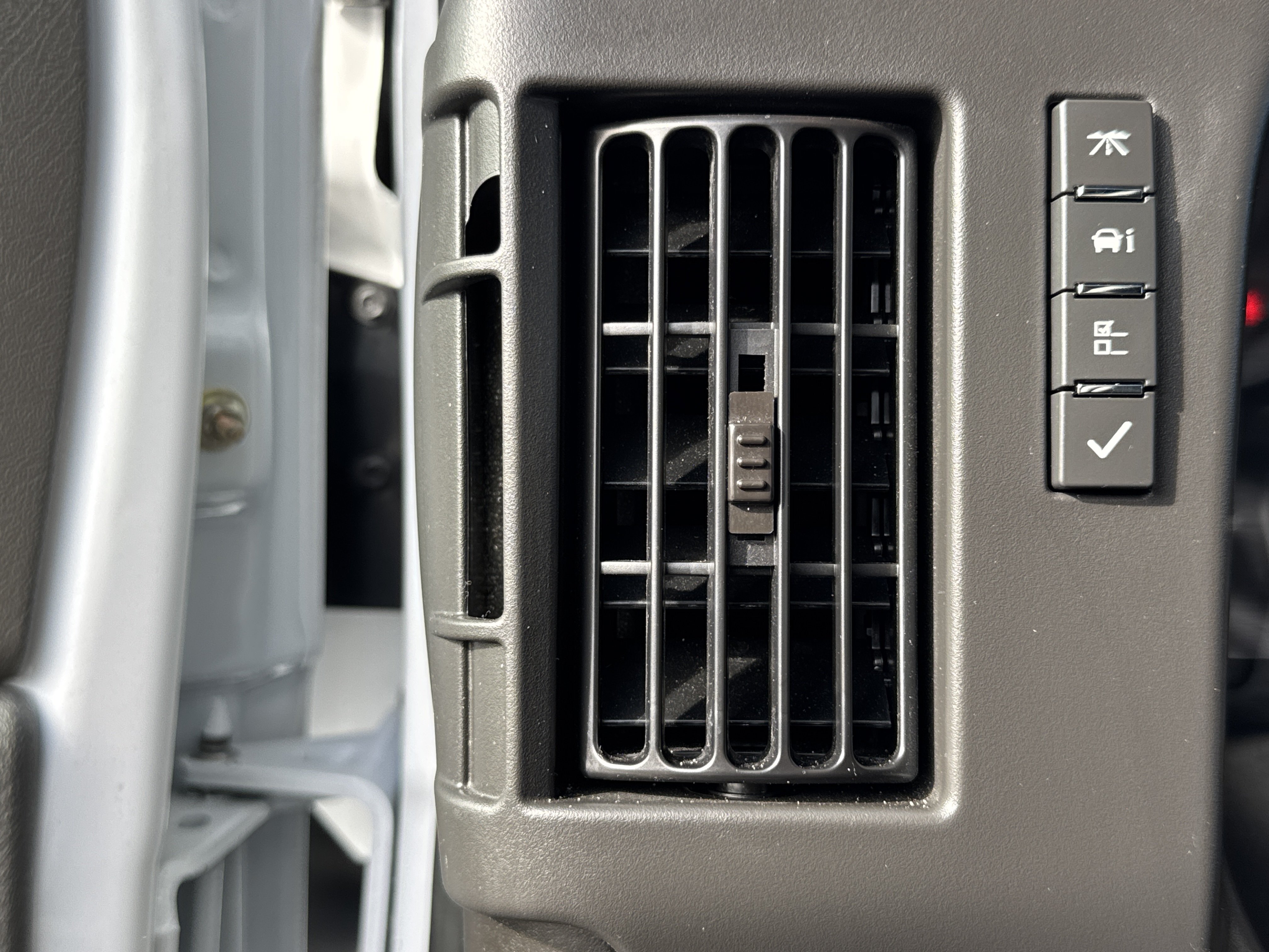 New 2026 GMC Savana 3500 w/ Power Convenience Package RWD image 21
