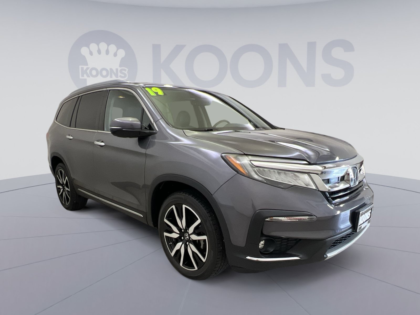 Used 2019 Honda Pilot Touring image 2