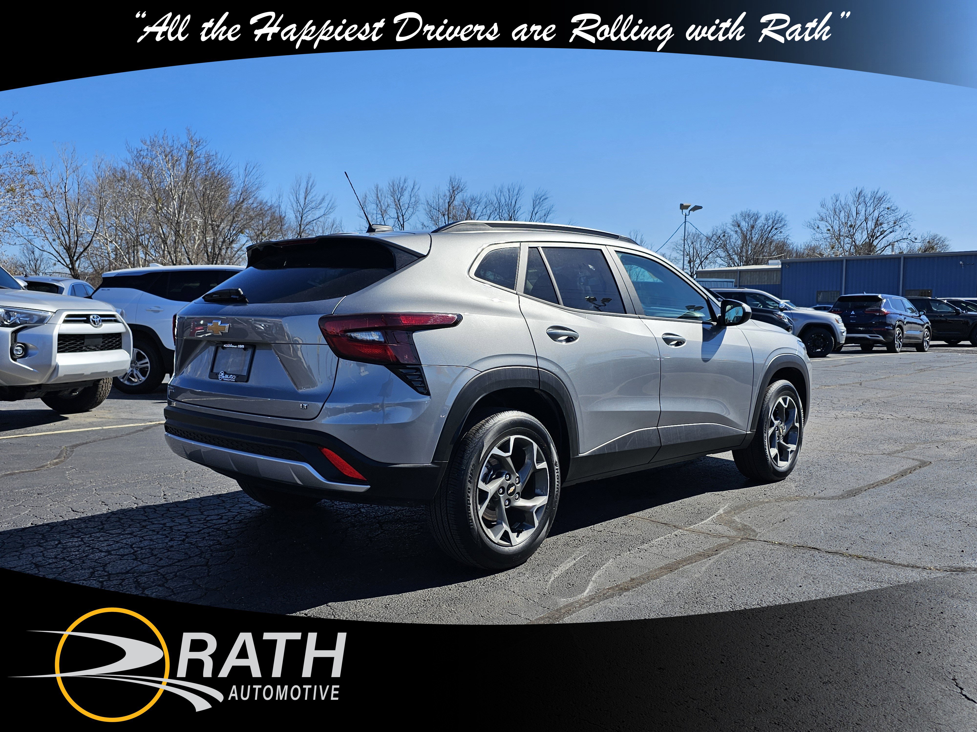 Used 2025 Chevrolet Trax LT image 6