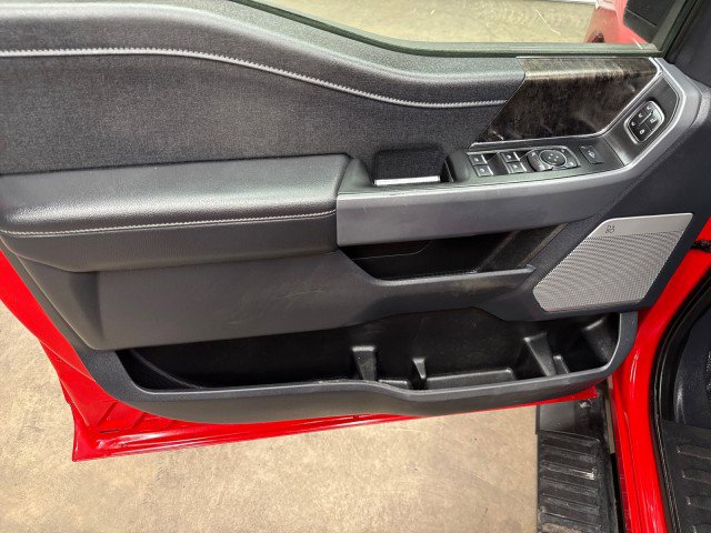 Used 2024 Ford F350 Lariat image 30