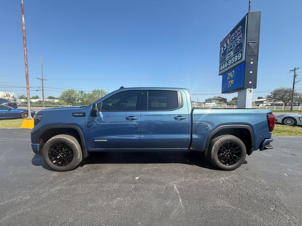 Used 2025 GMC Sierra 1500 Elevation w/ Elevation Premium Package image 7