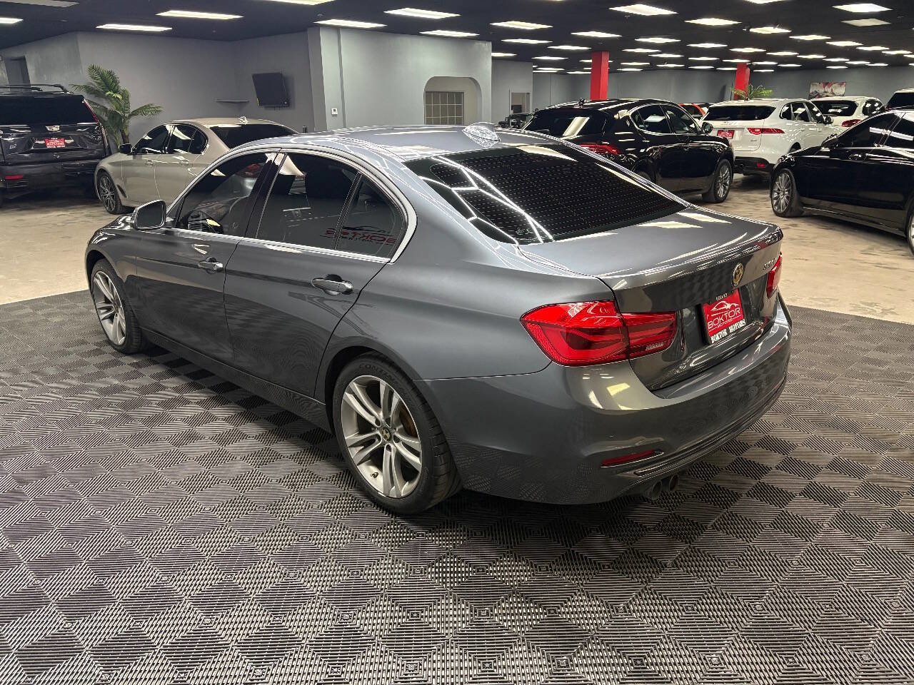 Used 2018 BMW 330i Sedan image 8
