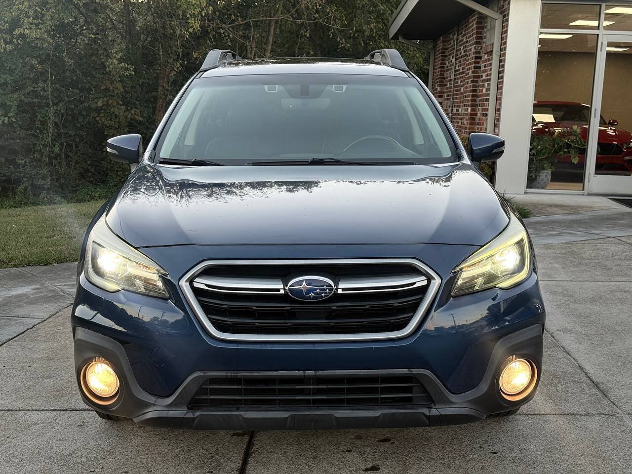 Used 2019 Subaru Outback 2.5i Limited w/ Popular Package #2 AWD/4WD image 8