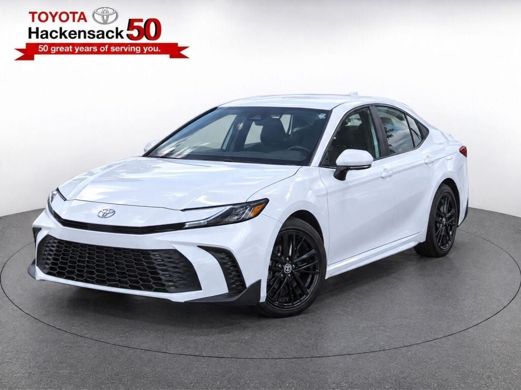 Certified 2026 Toyota Camry SE FWD image 2