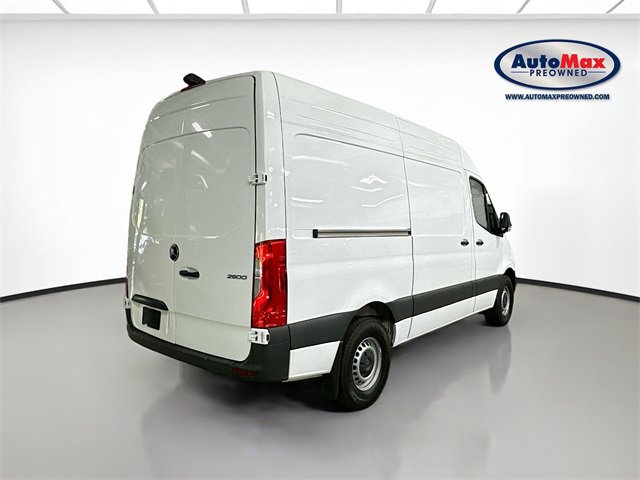 Used 2025 Mercedes-Benz Sprinter 2500 image 2
