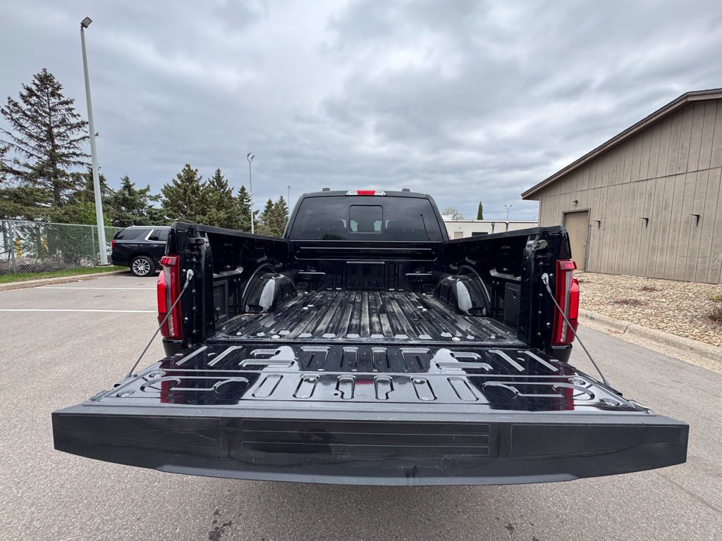 Used 2025 Ford F150 Lariat AWD/4WD image 11