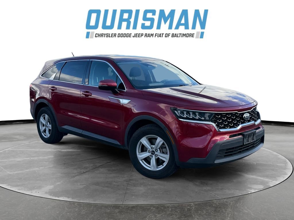 Used 2021 Kia Sorento LX image 1