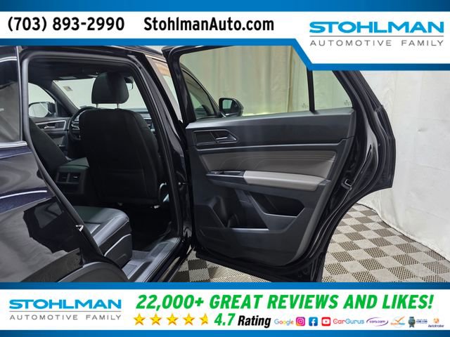 Used 2021 Volkswagen Atlas Cross Sport SEL R-Line AWD/4WD image 31
