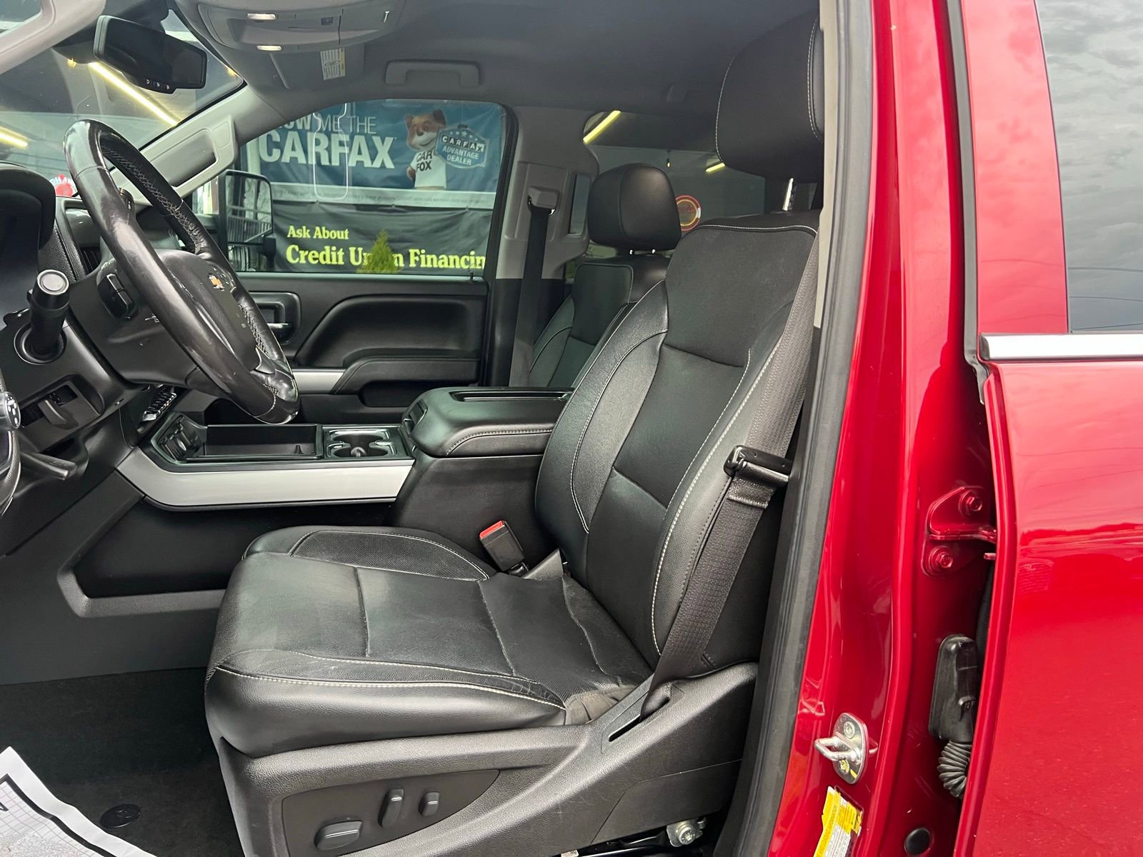 Used 2018 Chevrolet Silverado 2500 LTZ w/ Duramax Plus Package image 16