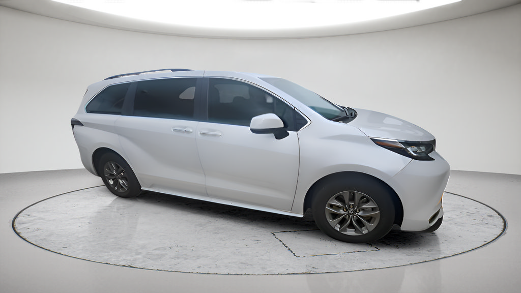 Used 2023 Toyota Sienna XLE w/ XLE Plus Package AWD/4WD image 1