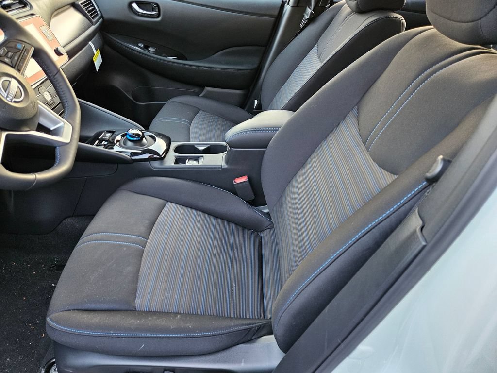 New 2025 Nissan Leaf SV Plus FWD image 11