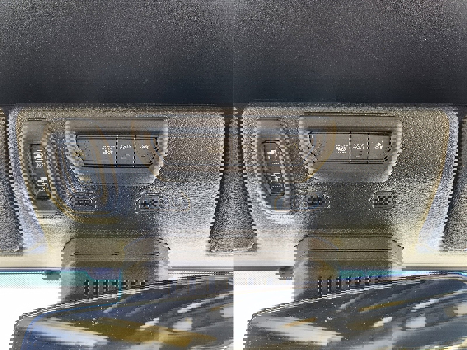 Used 2021 Jeep Wrangler Unlimited Sahara image 25