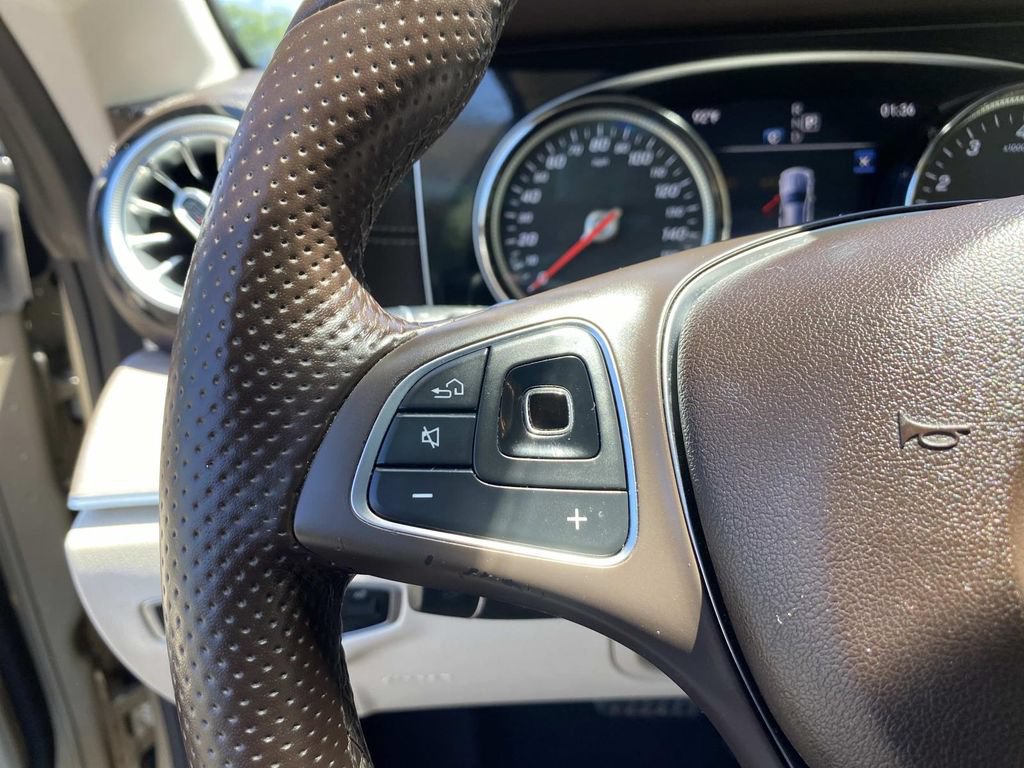 Used 2018 Mercedes-Benz E 400 4MATIC Coupe image 19
