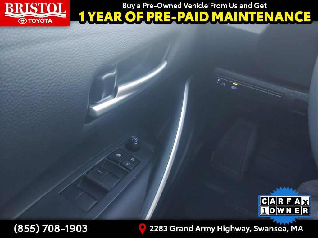 Used 2022 Toyota Corolla SE w/ SE Premium Package FWD image 19