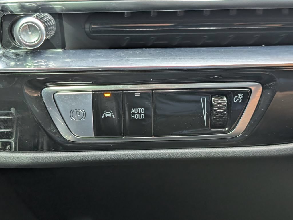 Certified 2024 Cadillac Lyriq Sport AWD/4WD image 31