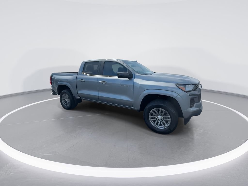 Used 2023 Chevrolet Colorado LT w/ LT Convenience Package image 2