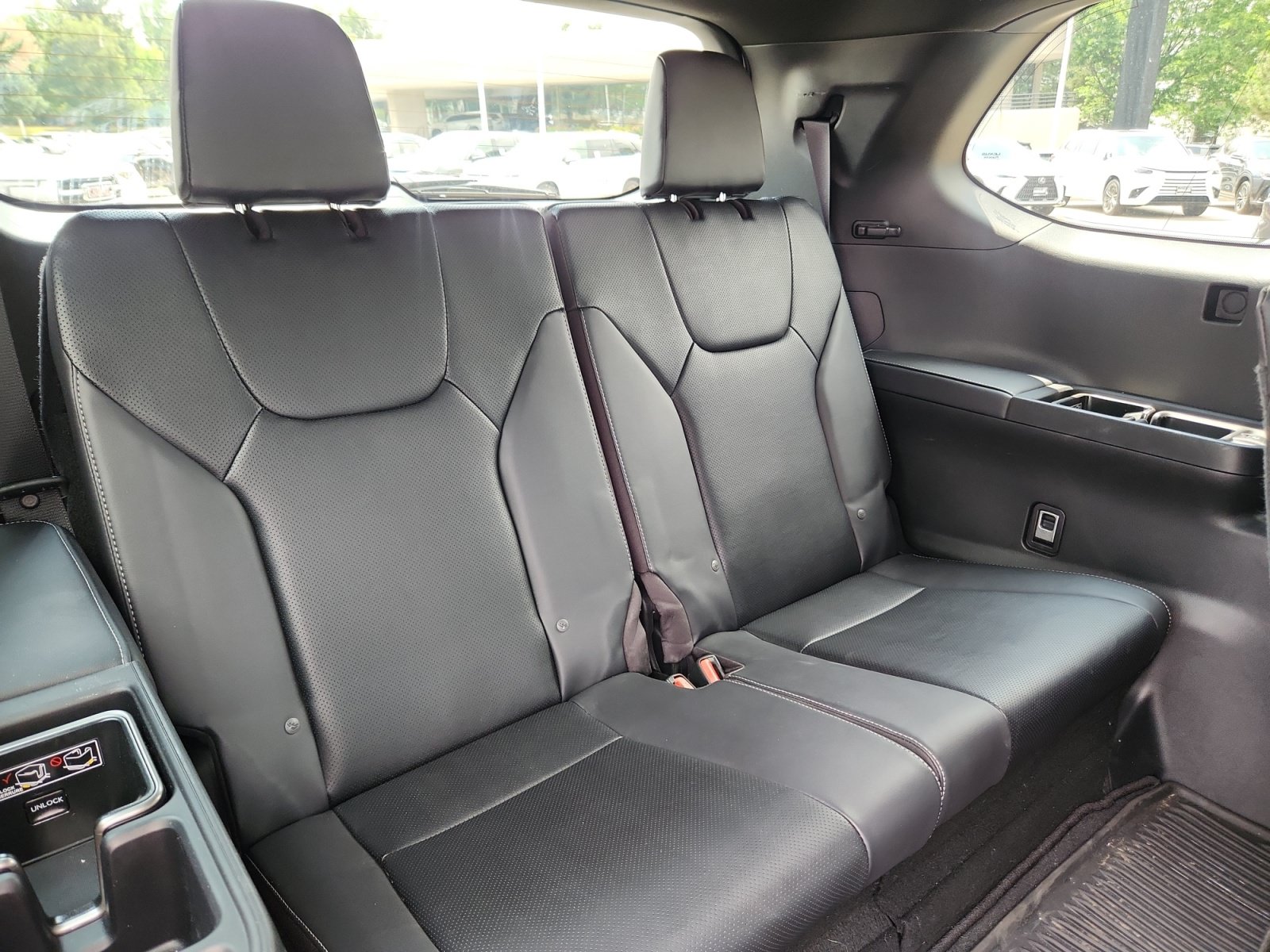 Used 2026 Lexus TX 500h AWD w/ Technology Package image 18