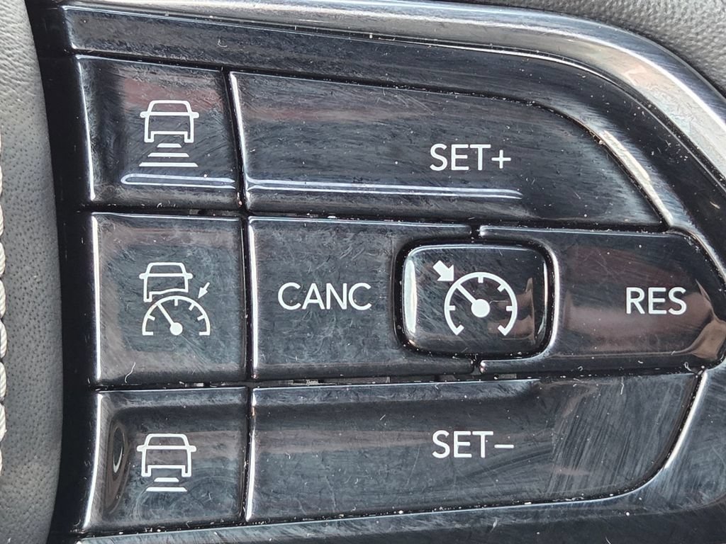 Used 2022 Jeep Grand Cherokee L Overland AWD/4WD image 21