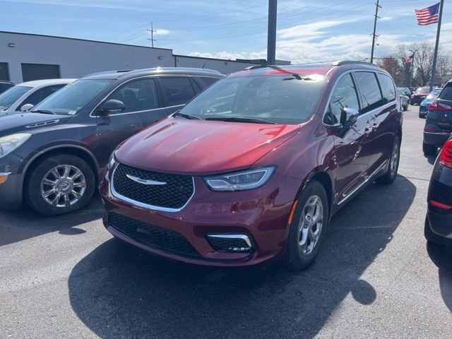 Used 2023 Chrysler Pacifica Limited