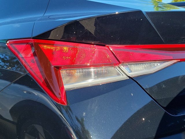 Certified 2026 Hyundai Elantra SE FWD image 29