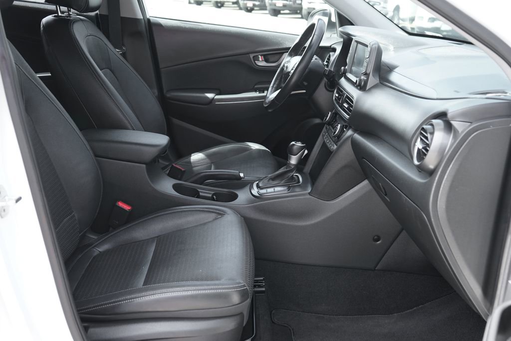 Used 2021 Hyundai Kona Limited FWD image 39