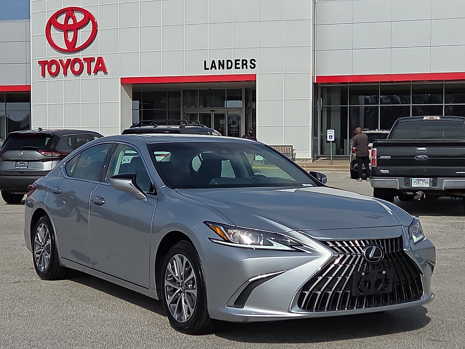 Used 2023 Lexus ES 350
