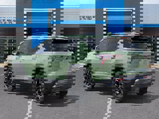 New 2026 Chevrolet Equinox ACTIV image 3