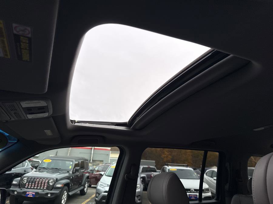 Used 2011 Honda Pilot EX-L image 27