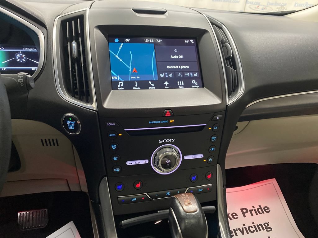 Used 2017 Ford Edge Titanium w/ Equipment Group 301A AWD/4WD image 21