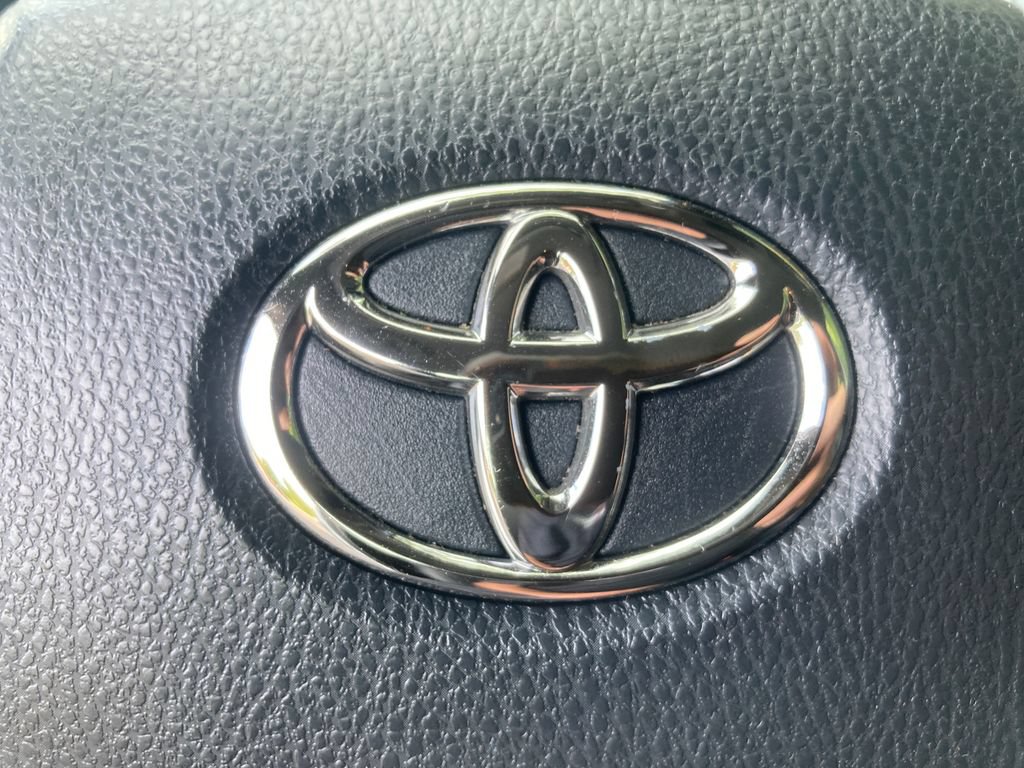 Used 2023 Toyota Camry SE FWD image 28